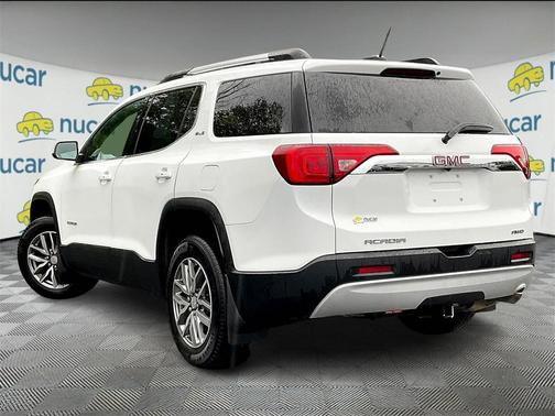 2019 GMC Acadia SLE-2