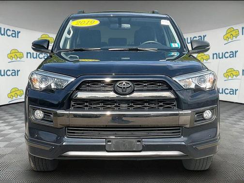 Midnight Black Metallic 2019 Toyota 4Runner Limited