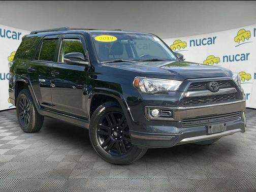 Midnight Black Metallic 2019 Toyota 4Runner Limited