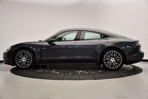 2025 Porsche Taycan 4