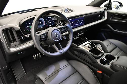 2025 Porsche Cayenne Turbo