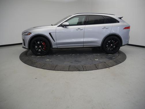 2019 Jaguar F-PACE SVR