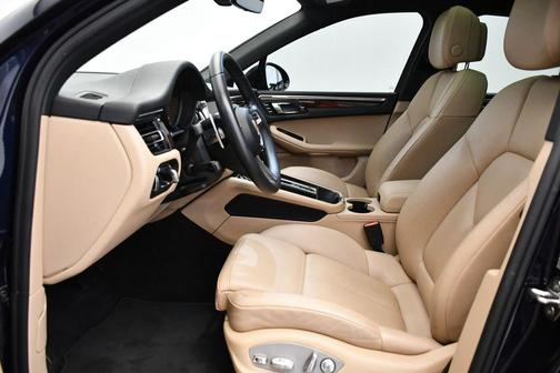 2023 Porsche Macan 