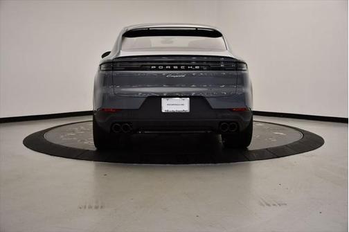 2024 Porsche Cayenne Base (Tiptronic)