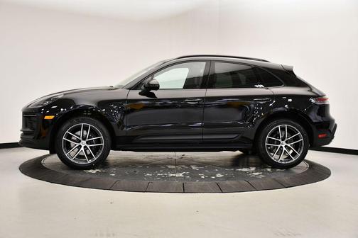 2025 Porsche Macan 