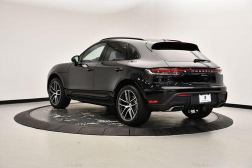 2025 Porsche Macan 