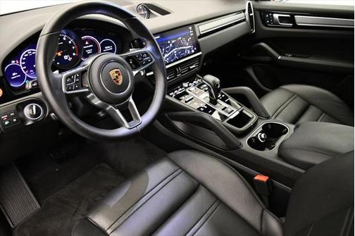 2022 Porsche Cayenne Platinum Edition