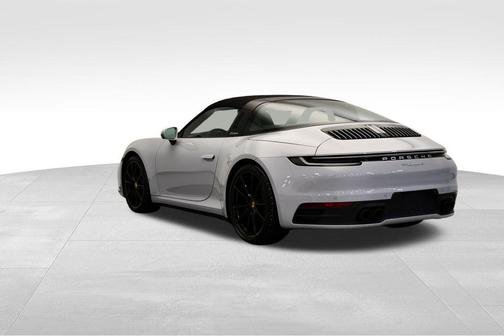 2024 Porsche 911 Targa 4