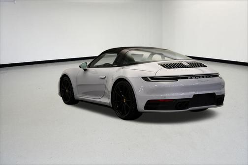 2024 Porsche 911 Targa 4