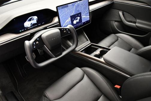 2022 Tesla Model S Base