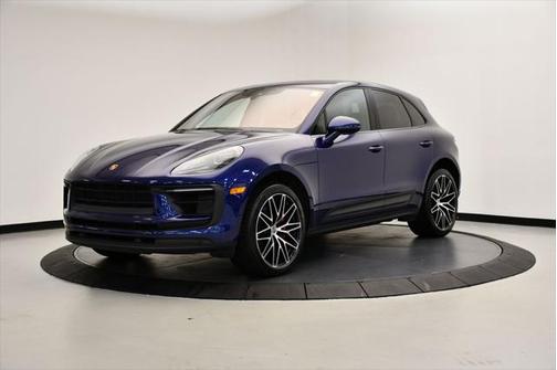 2022 Porsche Macan Base