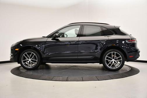 2024 Porsche Macan T