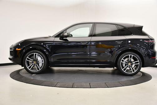 2020 Porsche Cayenne Turbo