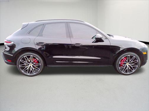 2023 Porsche Macan S