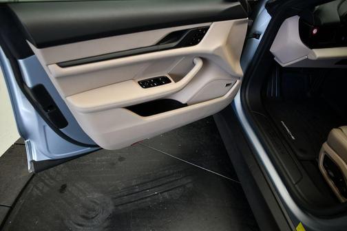 Dolomite Silver Metallic 2021 Porsche Taycan