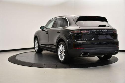 2023 Porsche Cayenne Platinum Edition