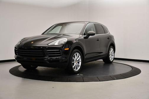 2023 Porsche Cayenne Base (Tiptronic)