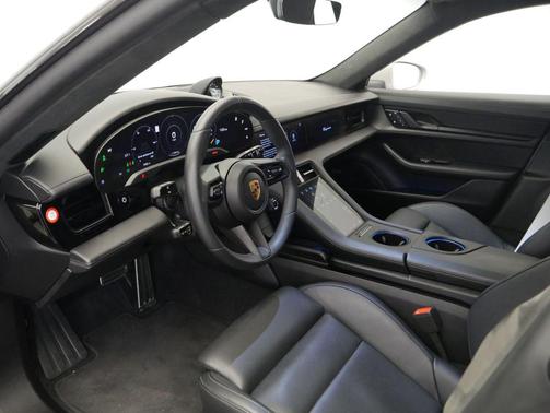 2023 Porsche Taycan GTS