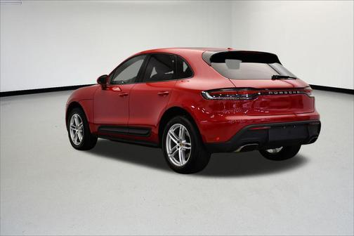 2023 Porsche Macan 
