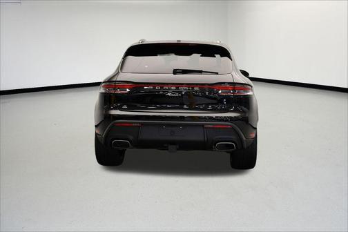 2025 Porsche Macan T