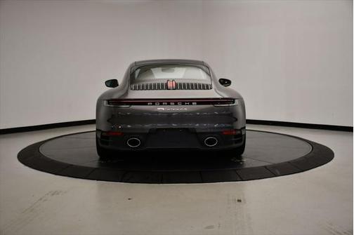 2022 Porsche 911 Carrera 4S