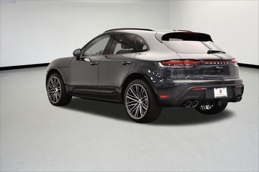 2025 Porsche Macan 