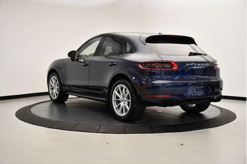 2015 Porsche Macan Turbo