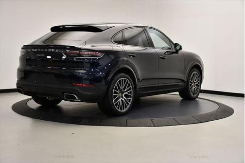 2021 Porsche Cayenne Base (Tiptronic)