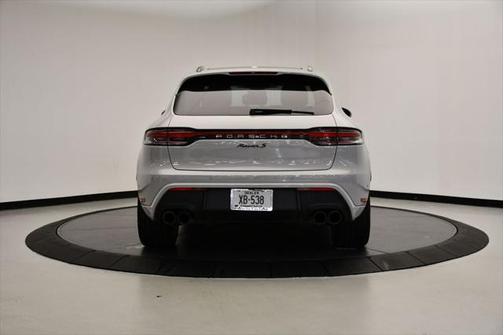2023 Porsche Macan Base