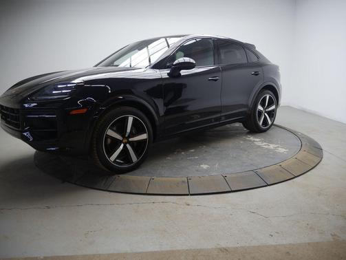 Chromite Black Metallic 2026 Porsche Cayenne Cayenne