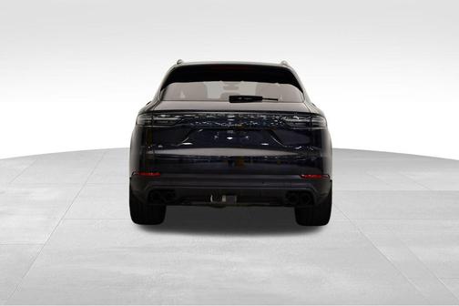 2022 Porsche Cayenne Platinum Edition