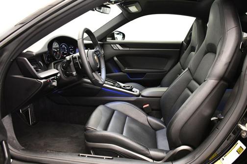 2021 Porsche 911 Carrera