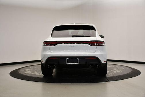 2025 Porsche Macan T