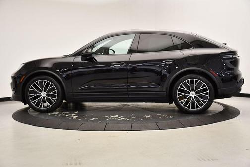 2024 Porsche Macan 4