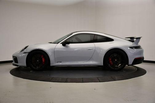 2023 Porsche 911 Carrera 4 GTS