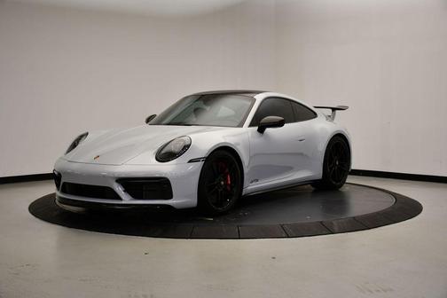 2023 Porsche 911 Carrera 4 GTS