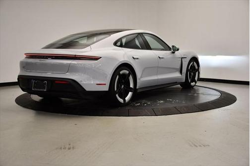 2025 Porsche Taycan 4
