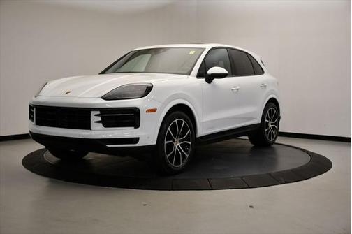 2024 Porsche Cayenne Base (Tiptronic)