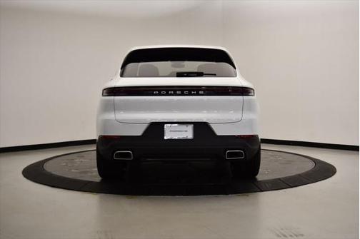 2024 Porsche Cayenne