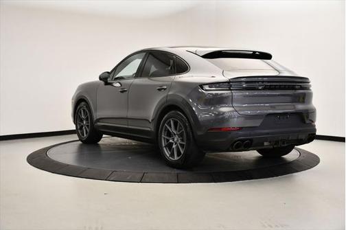 2024 Porsche Cayenne Base (Tiptronic)