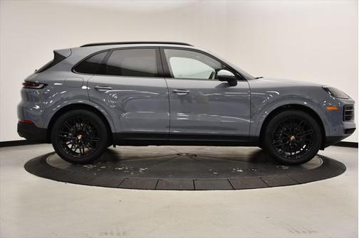 2025 Porsche Cayenne