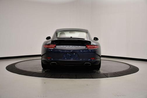 2016 Porsche 911 Carrera