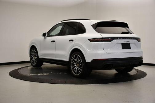 2022 Porsche Cayenne Platinum Edition