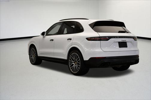 2022 Porsche Cayenne Platinum Edition