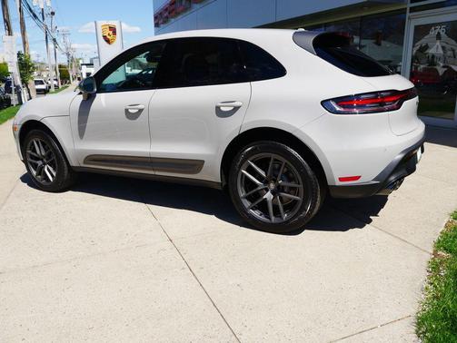 Chalk 2026 Porsche Macan T