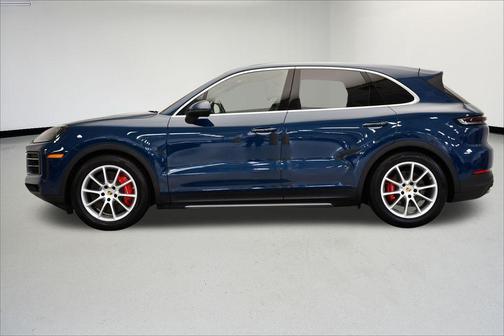2024 Porsche Cayenne S