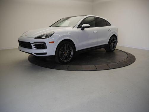 Carrara White Metallic 2023 Porsche Cayenne S