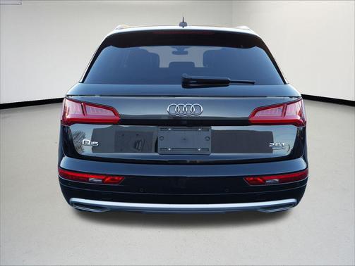 2018 Audi Q5 2.0T Tech Premium