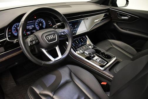 2021 Audi Q8 55 Premium