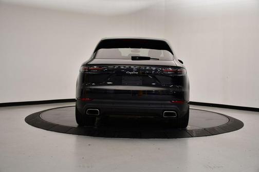 2022 Porsche Cayenne Cayenne
